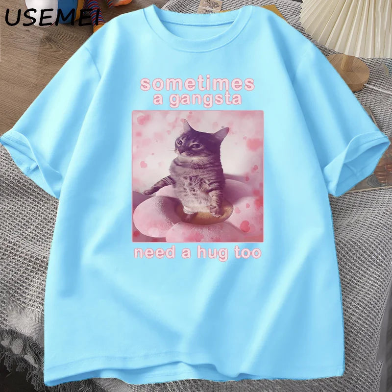“Unisex Funny Cat Meme Tee – ‘Gangsta Needs a Hug’”